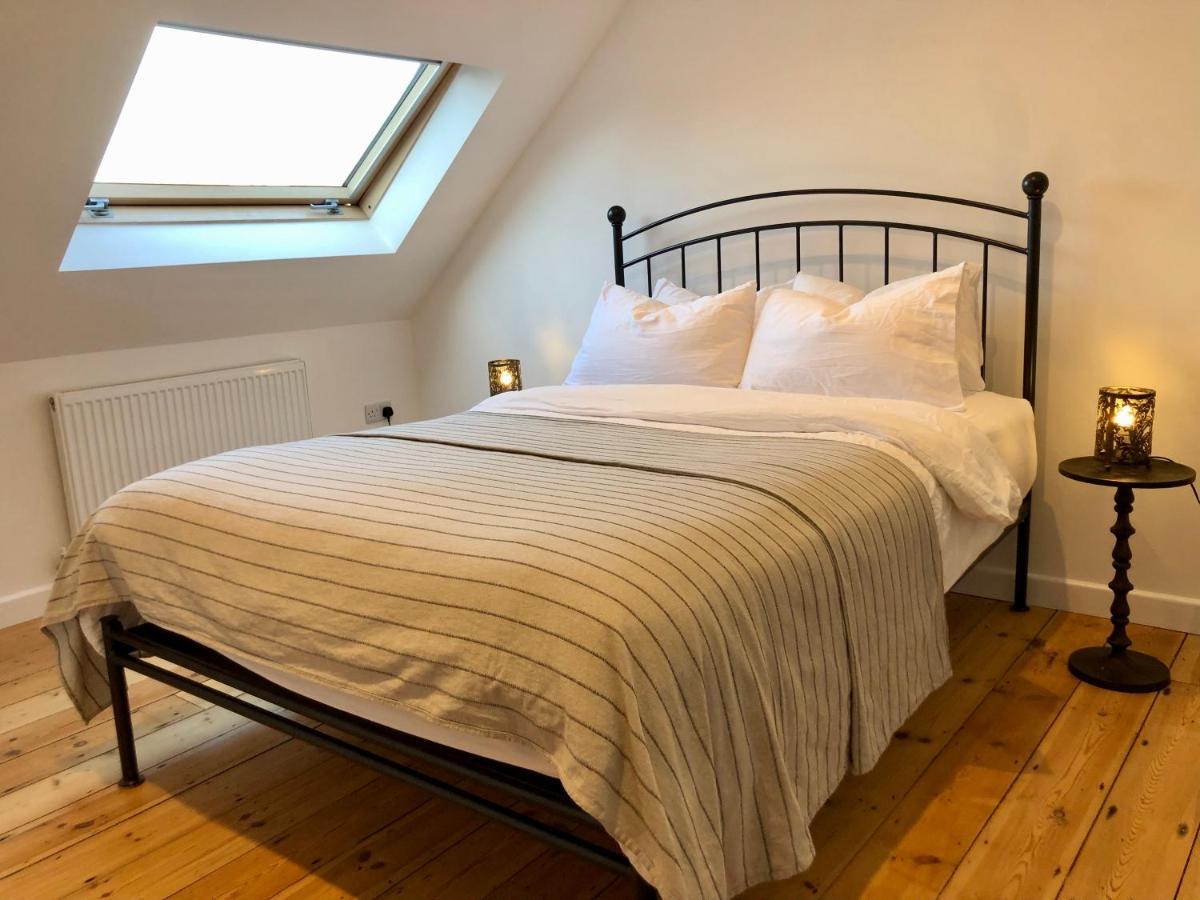 House With Parking, Short Stroll To Quay, Shops And Restaurants Villa Poole Exteriör bild