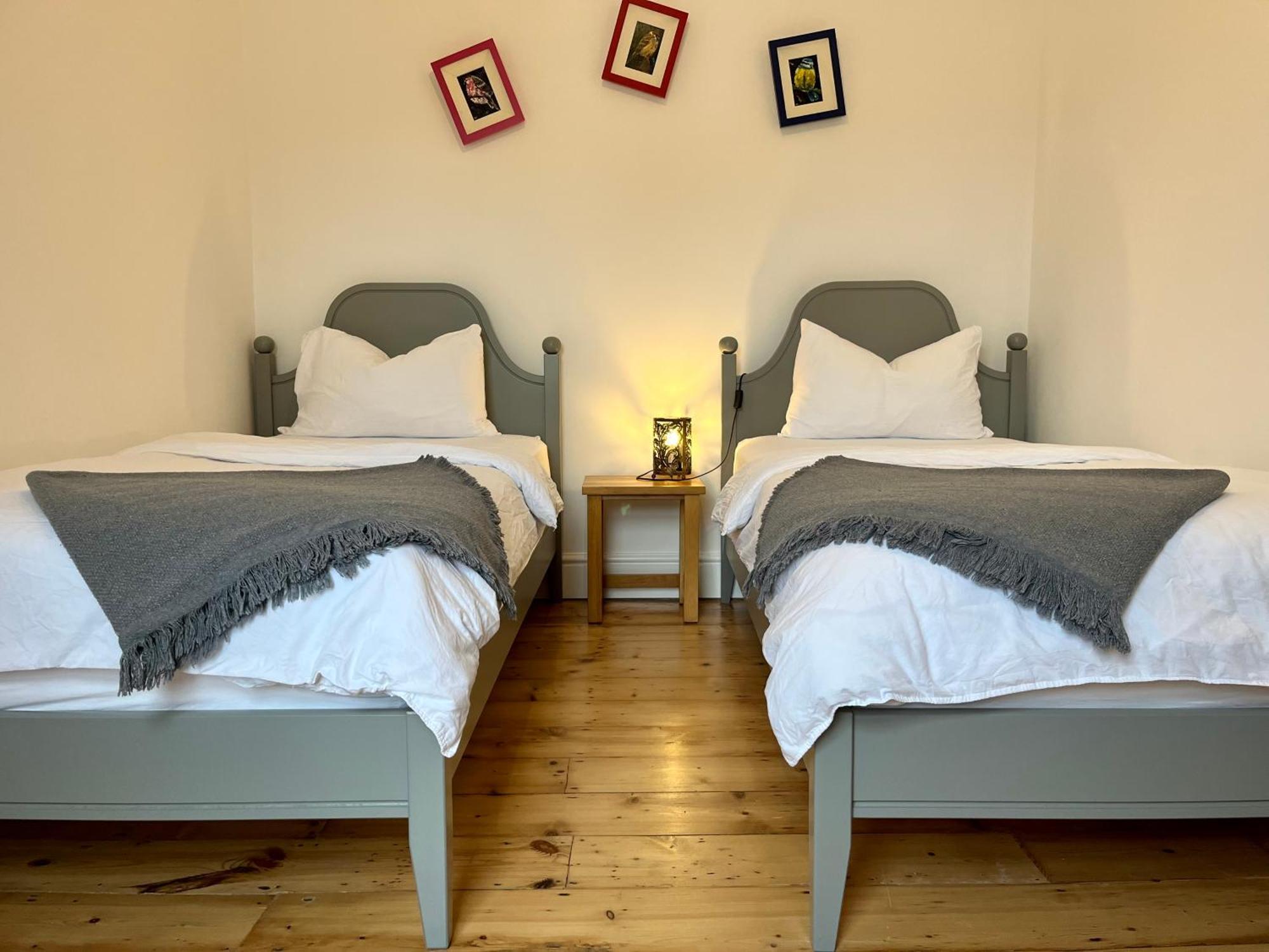 House With Parking, Short Stroll To Quay, Shops And Restaurants Villa Poole Exteriör bild
